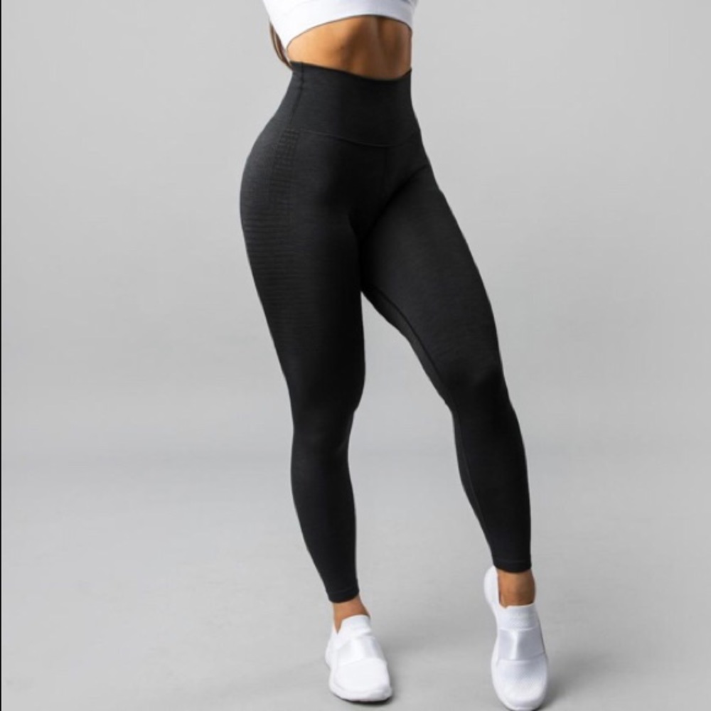NEW Alphalete Halo High waisted leggings
